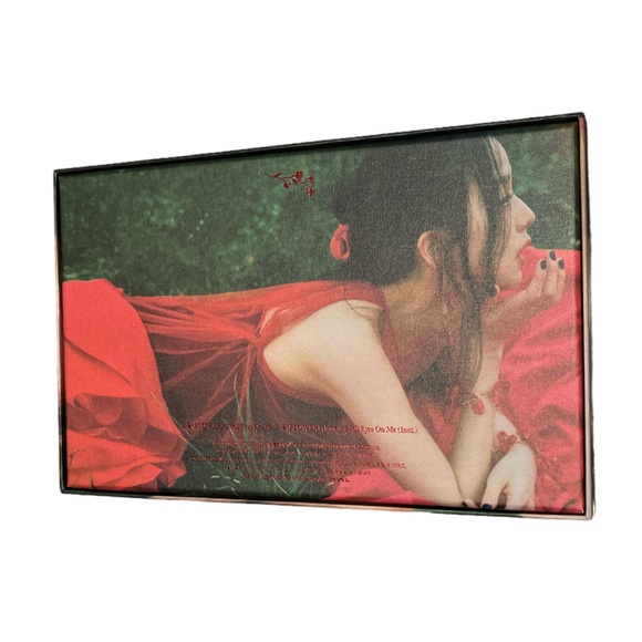 Blackpink Jisoo Me Album (full inclusion ✅ first edition pc✅ - Picture 2 of 2